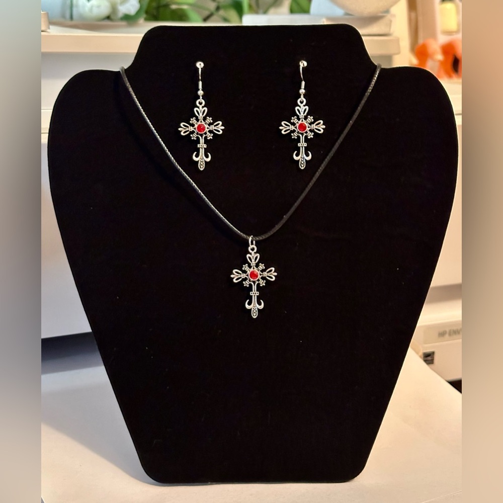 Gothic Dark Silver Cross Vampire Necklace Chain Earrings Black Jewelry Halloween